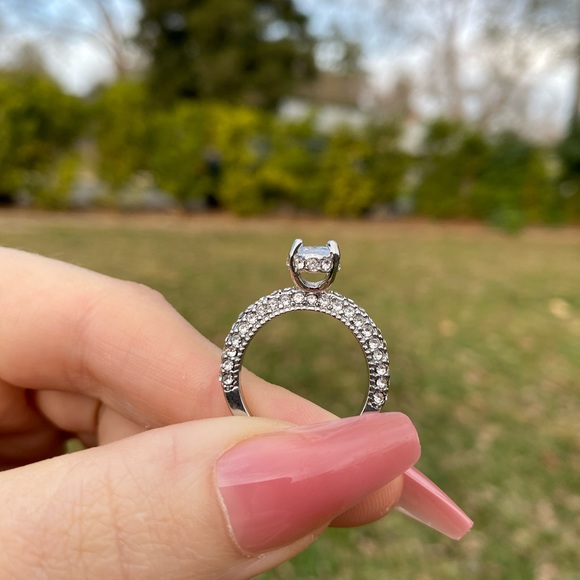 NEW 925 Sterling Silver Simulated Diamond Ring - Picture 6 of 9